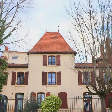 Chapelle St Nicolas Apartmán *